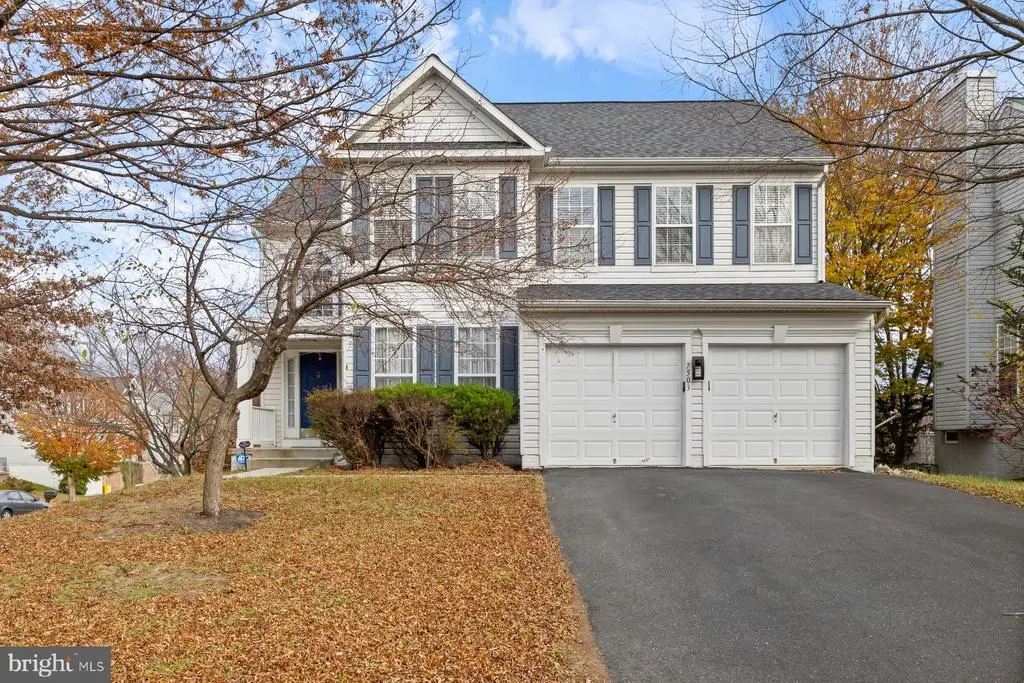 7503 Farm Pond Ct, Hanover