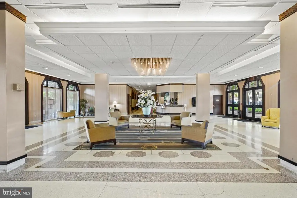 700 7th St Sw #110, Washington