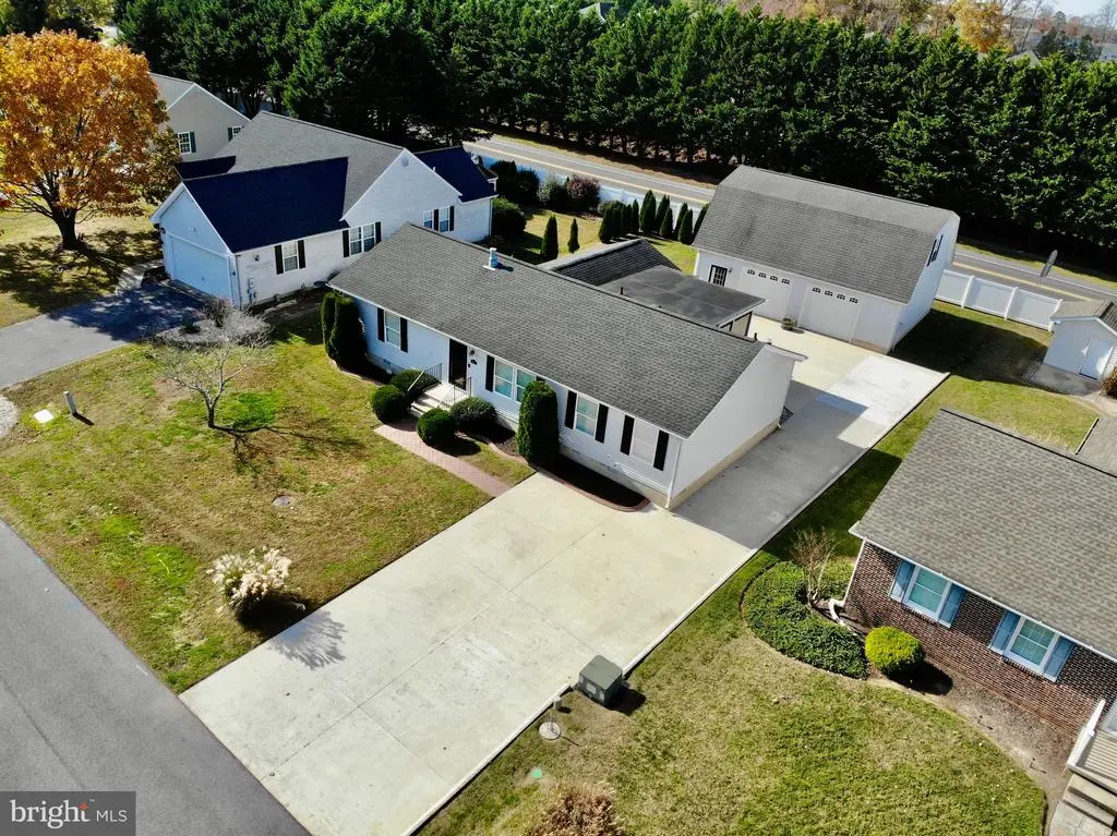 111 Loganberry Ln, REHOBOTH BEACH