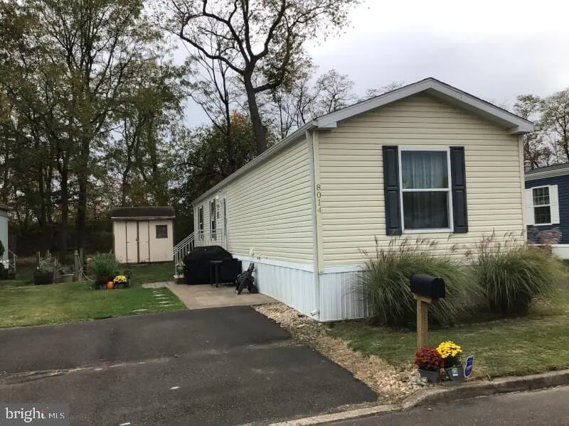 8014 Woodside Dr, Morrisville