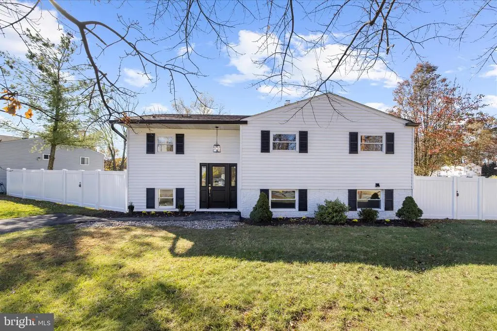 8918 Twin Ridge Dr, Glen Burnie