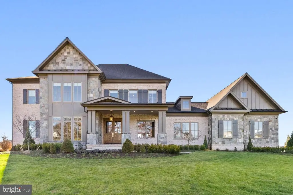 22955 Montjoy Ct, LEESBURG