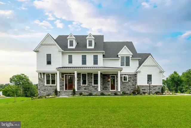 109 Lexington Manor, Glenmoore