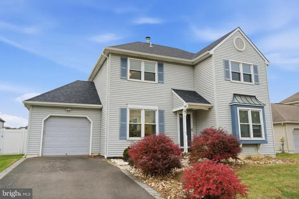 5 Foxfern Dr, FAIRLESS HILLS