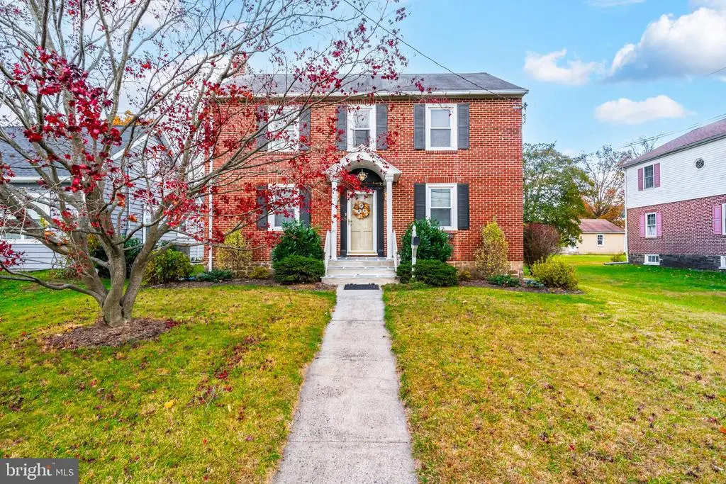 405 W Walnut St, North Wales