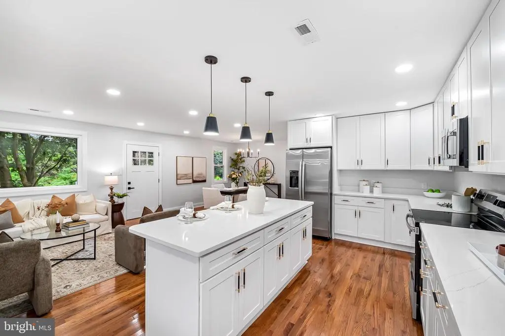 6751 White Rock Rd, Sykesville