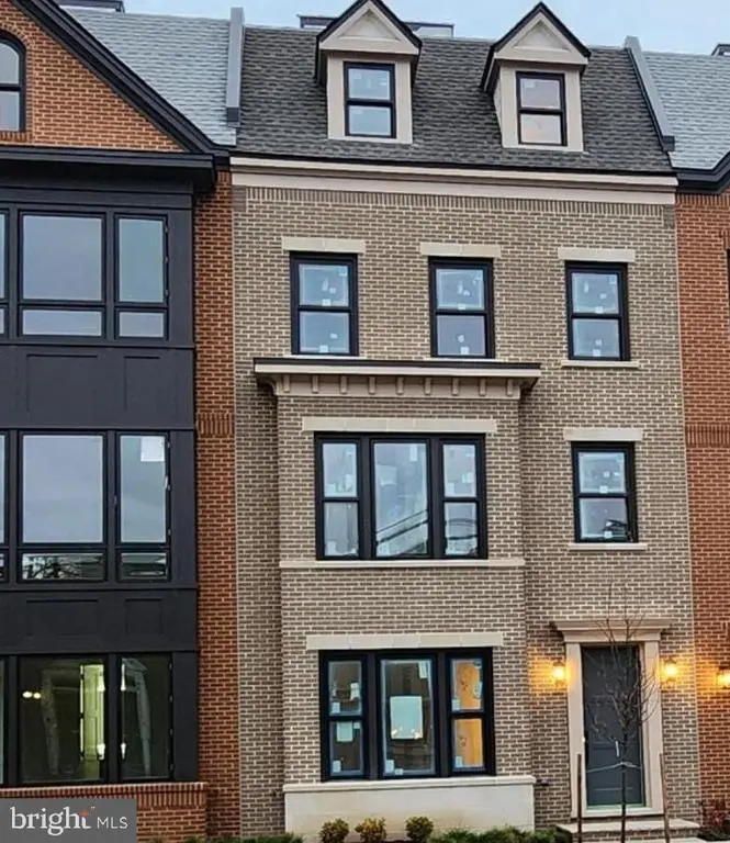 1328 Cameron St, ALEXANDRIA