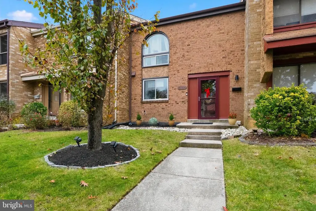 8264 Canning Ter, Greenbelt