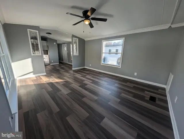 230 Poclain, Aberdeen