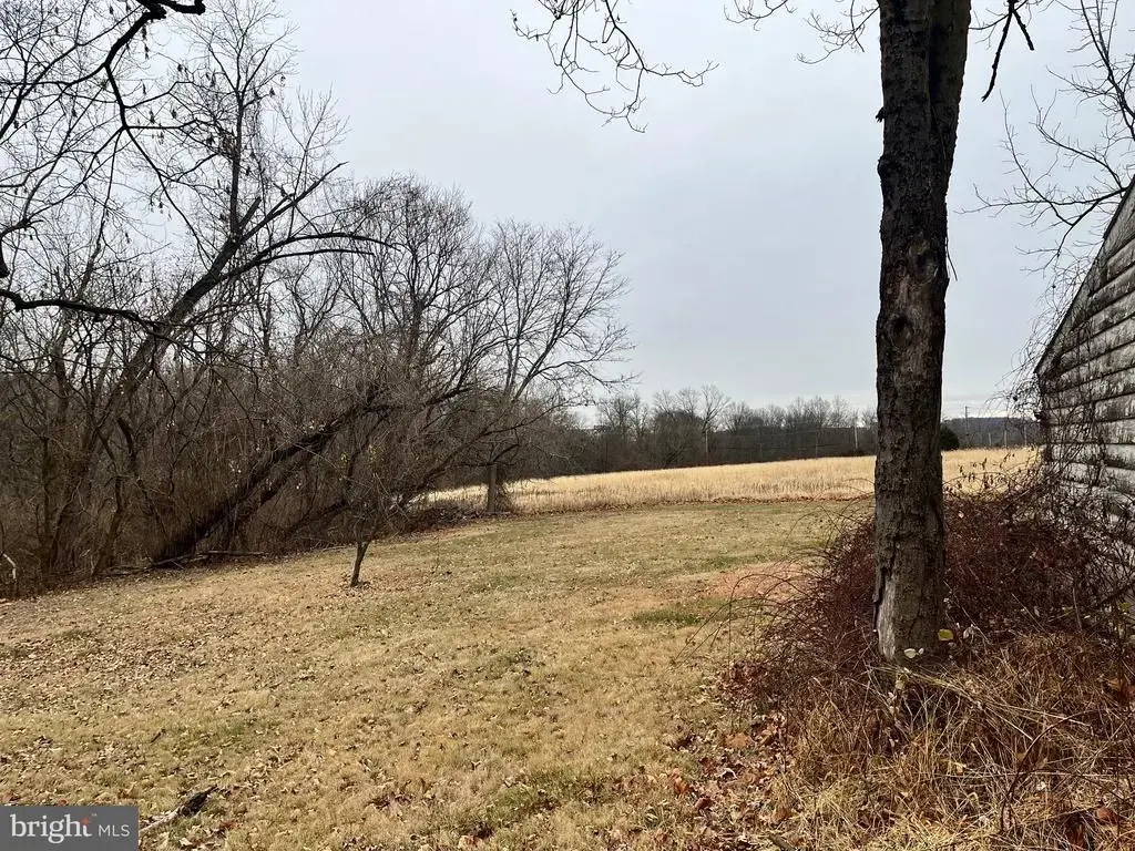 4595 County Line Rd, LINE LEXINGTON
