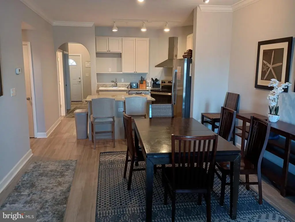 105 56th St #501 P4, Ocean City