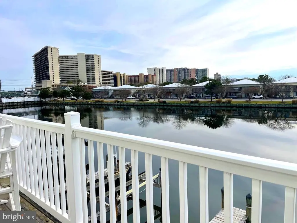 117-c Newport Bay Dr #117c, Ocean City