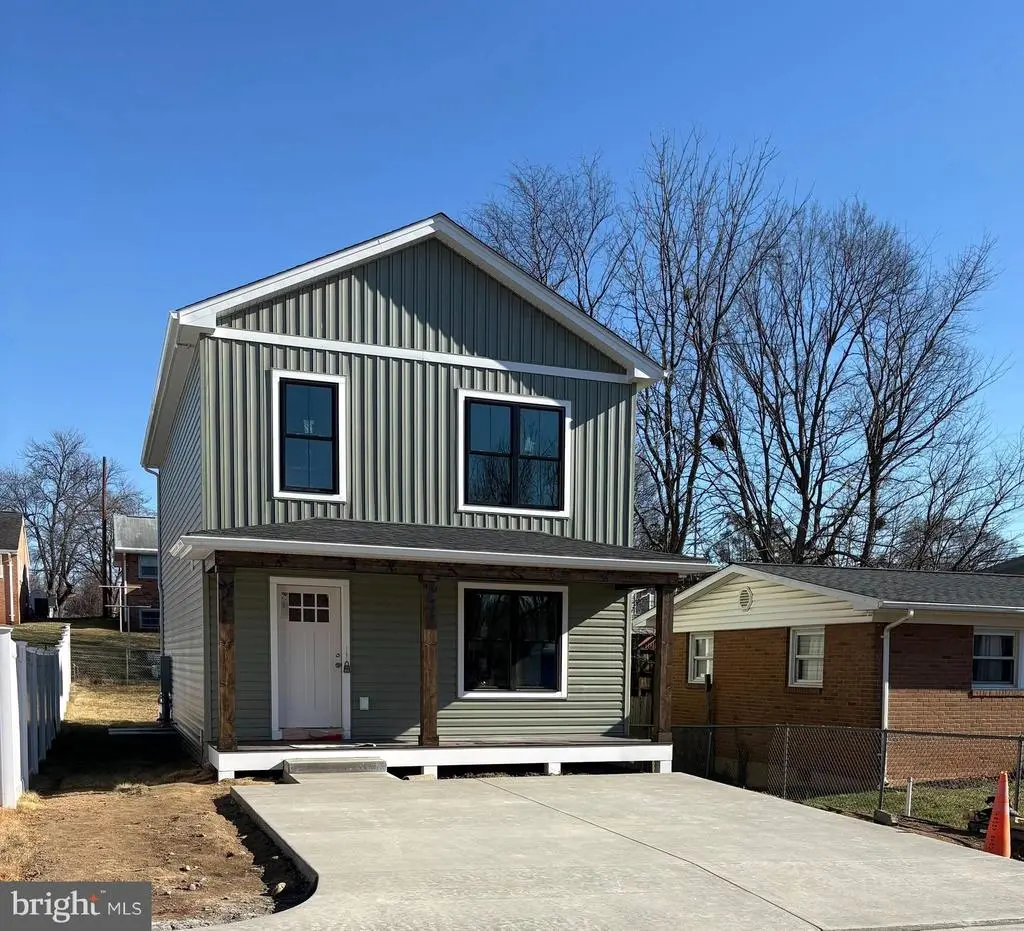 617 New Ave, FRONT ROYAL