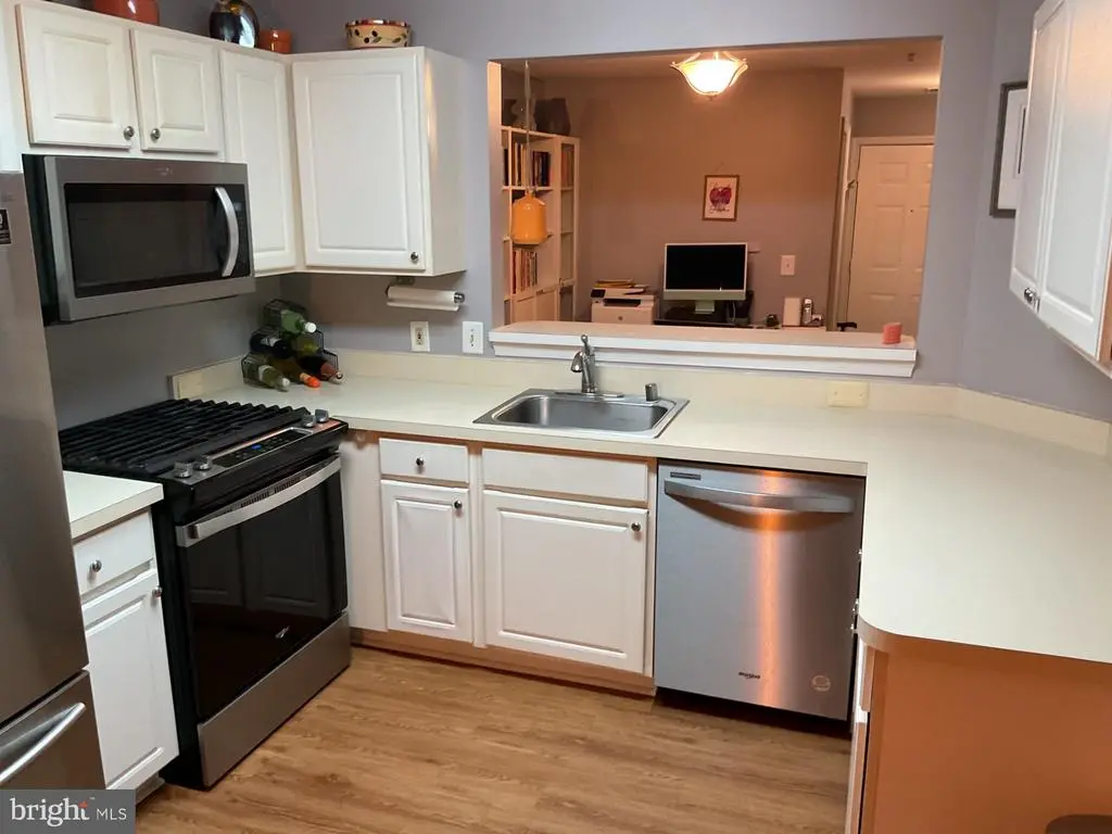 8815 Stone Ridge Cir #101, Pikesville