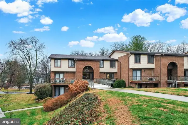 4908 W Brigantine Ct, Wilmington