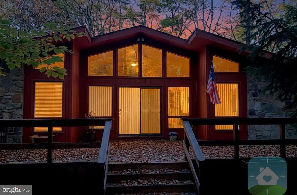 149 Livingston Ln, Gouldsboro