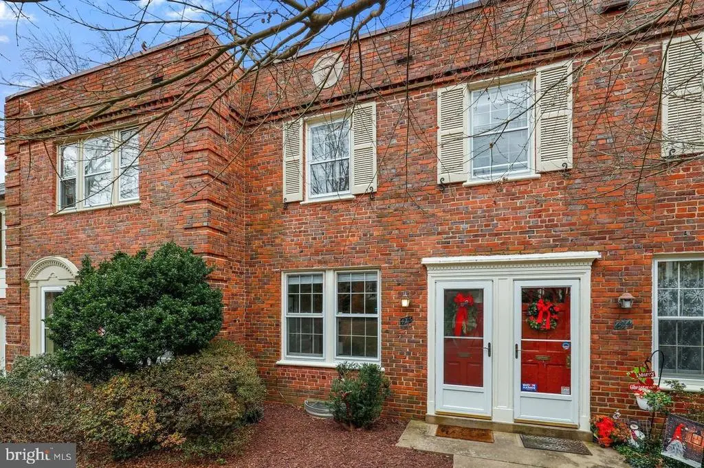 1400 S Barton St #425, ARLINGTON