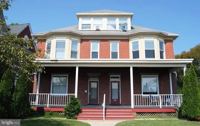 715 Oak Hill 715-717 Av, Hagerstown