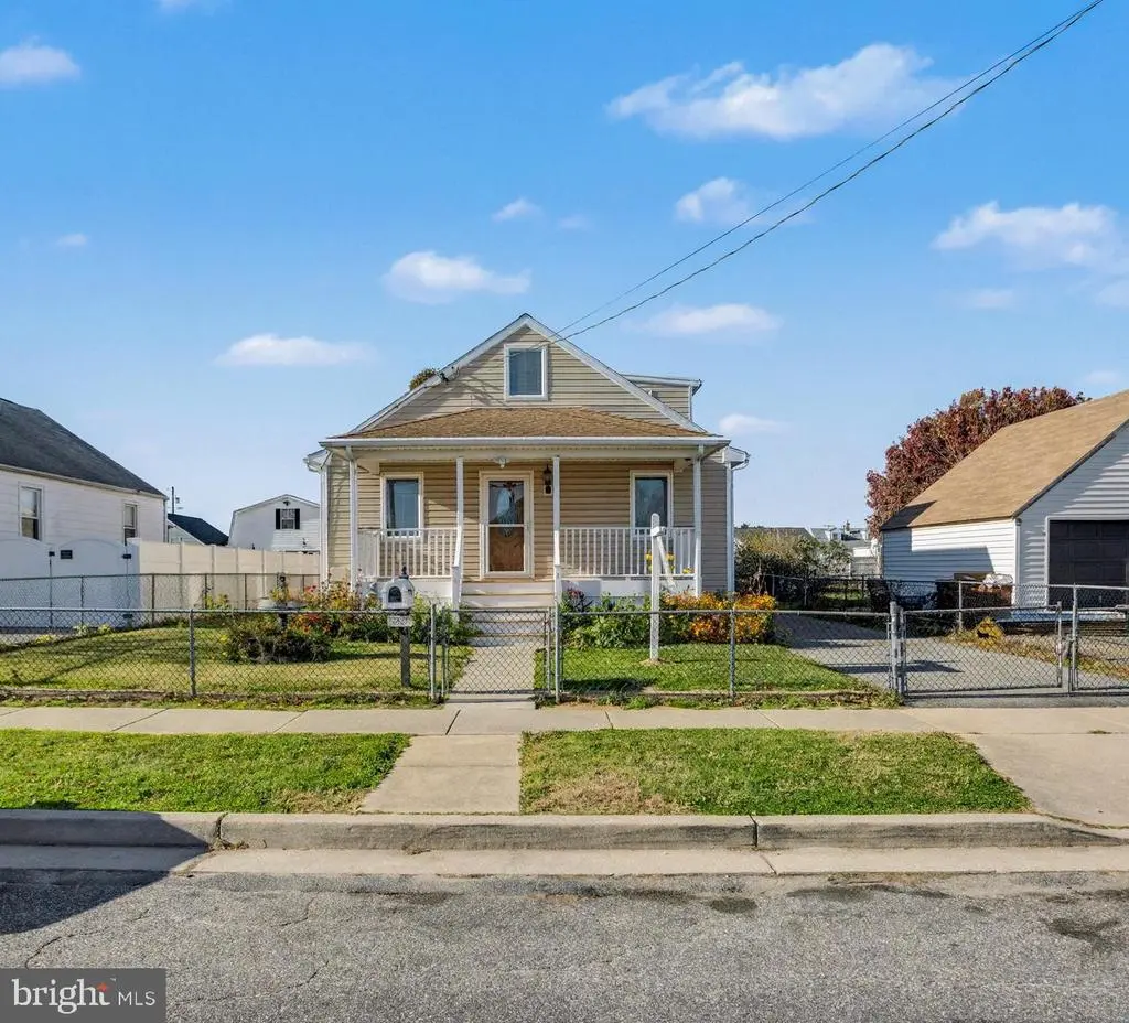 7623 Spruce Rd, Baltimore