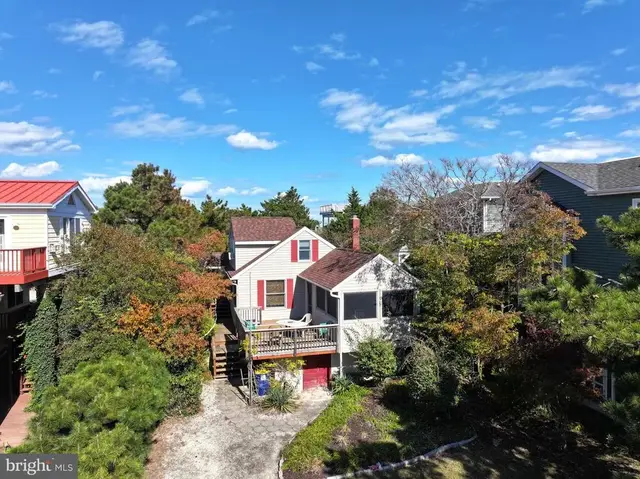 3 E King St, Fenwick Island