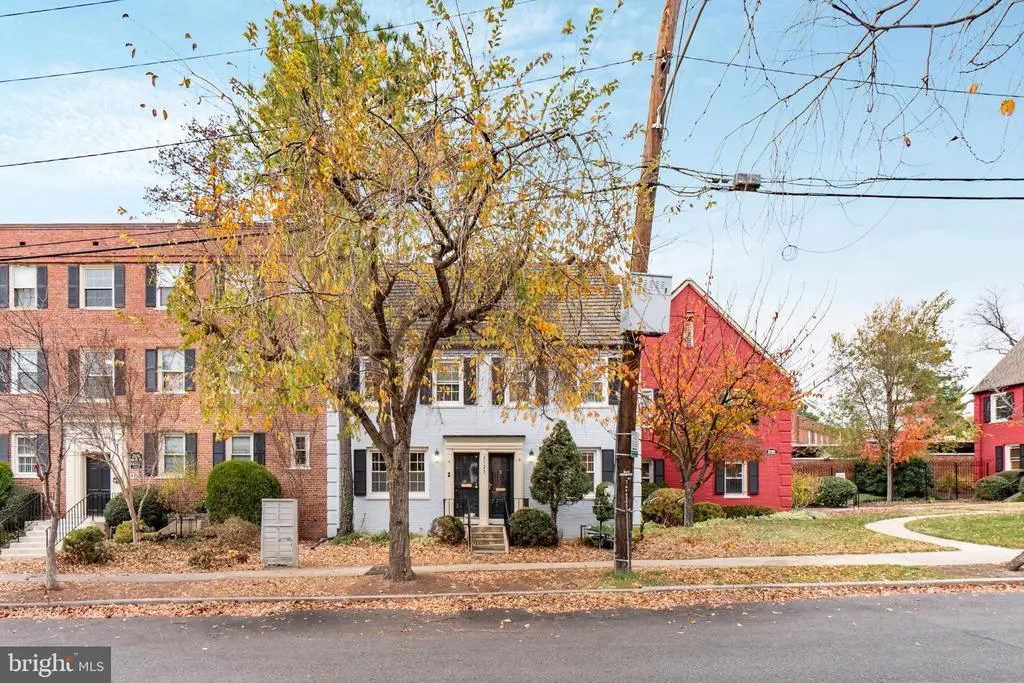 2123 Suitland Ter Se #b, Washington