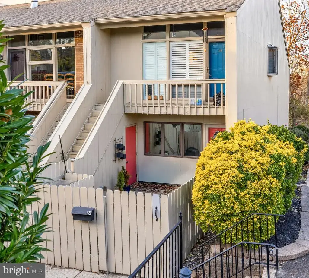 9-a Riverhill, NEW HOPE