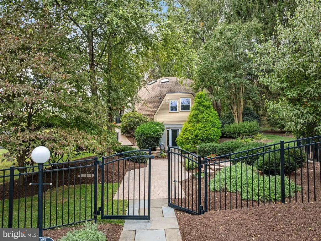 2638 Hobbs Rd, Glenwood