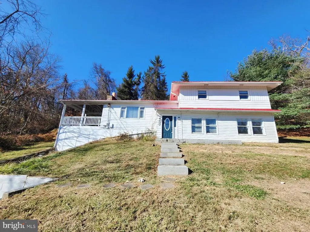 913 Atlantic Ave, Lavale