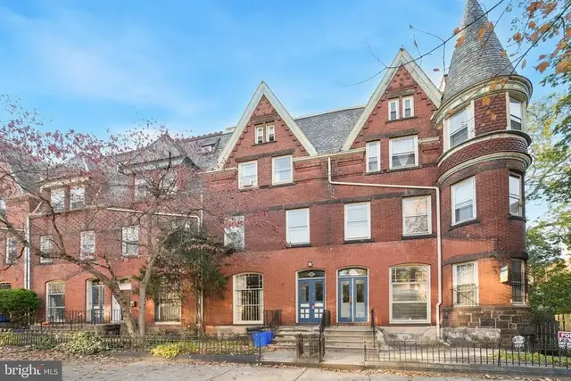 320 S 42nd St, Philadelphia