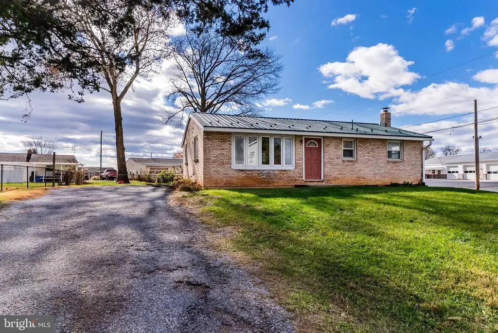 100 B Street, Carlisle