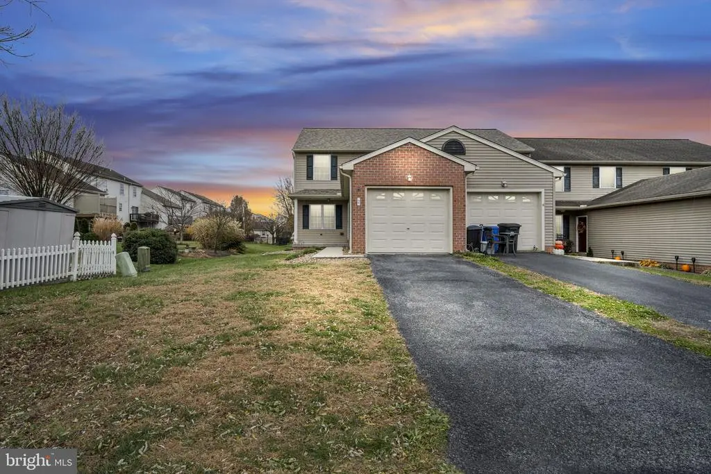 2 Sue Circle, Lebanon