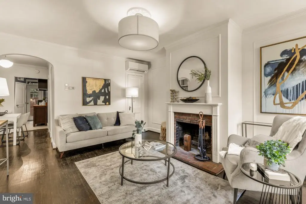 1127 C St Se #2, Washington