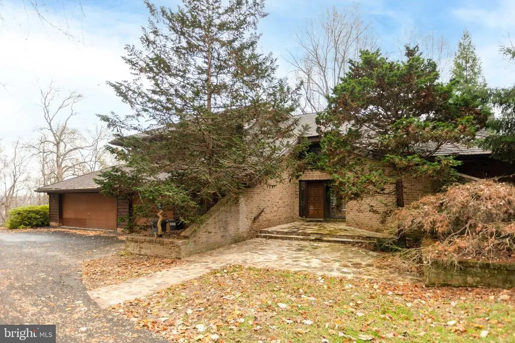 6 Chris Eliot Ct, Cockeysville