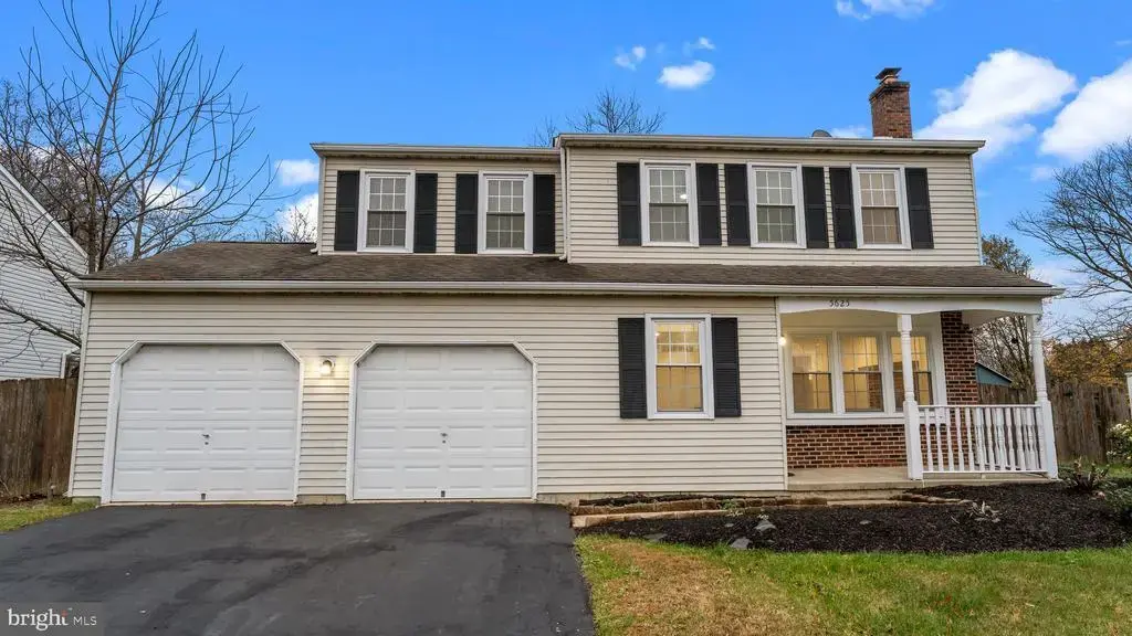 5625 Cricket Ln, BENSALEM