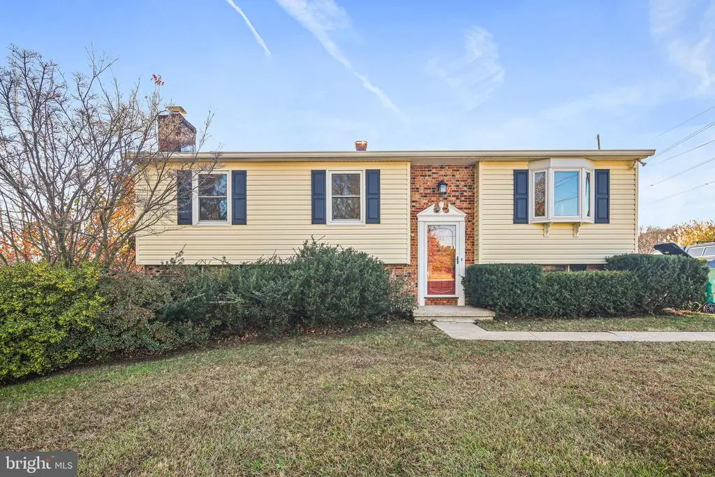 601 Sherry Dr, Sykesville