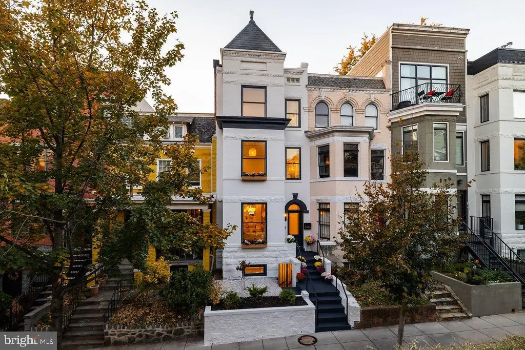 2460 Ontario Rd Nw, WASHINGTON