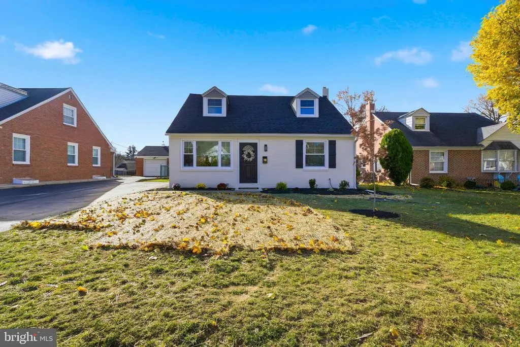 338 Wayne Ave, Springfield