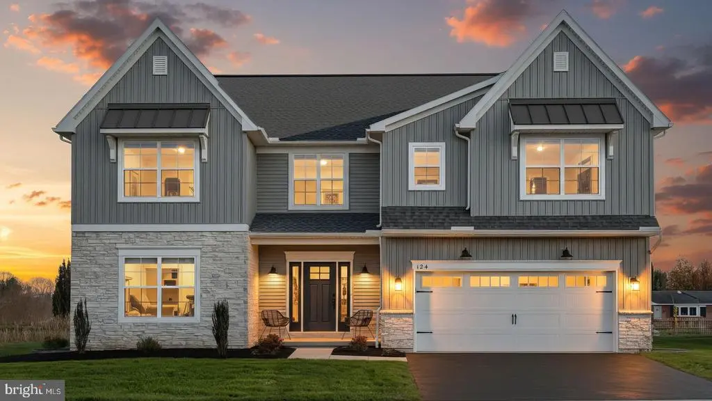 124 Morning Dr, Ephrata