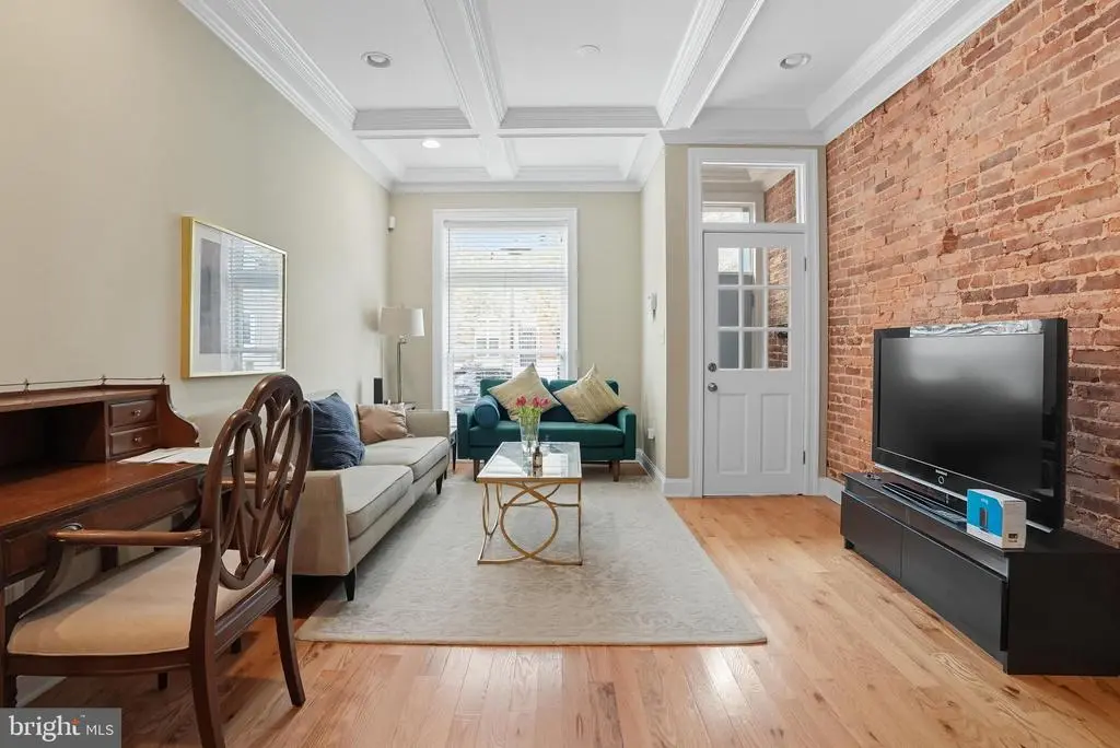 143 N Kenwood Ave, Baltimore