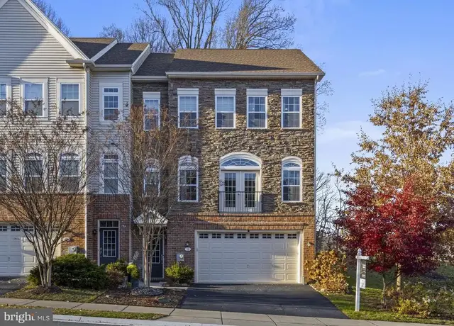 38 Westhampton Dr, Wilmington