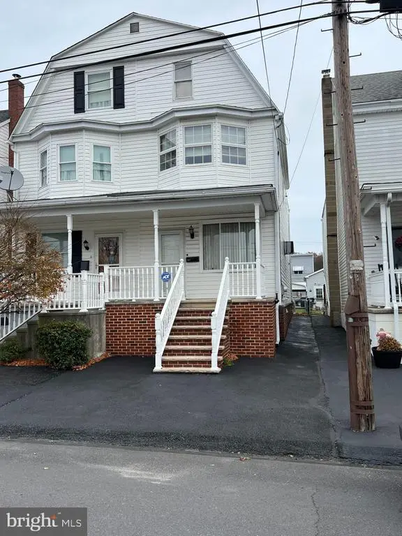 341 S Broad Mountain Ave, FRACKVILLE