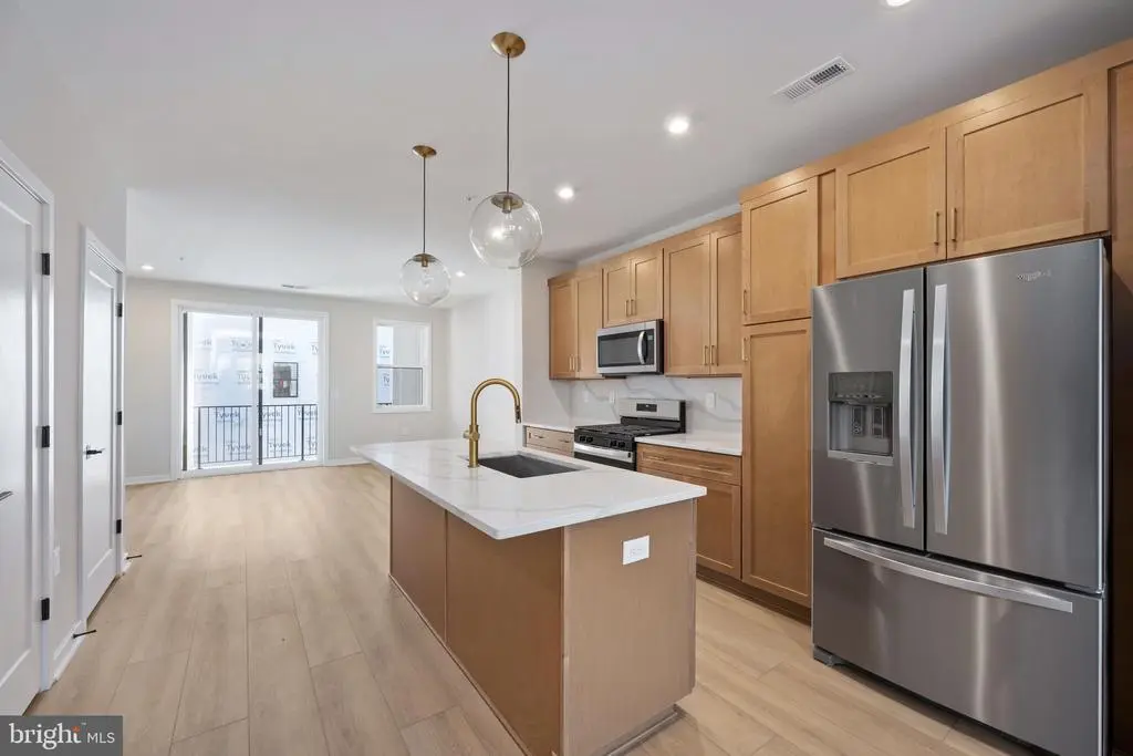 14377 Glen Manor Dr, CHANTILLY