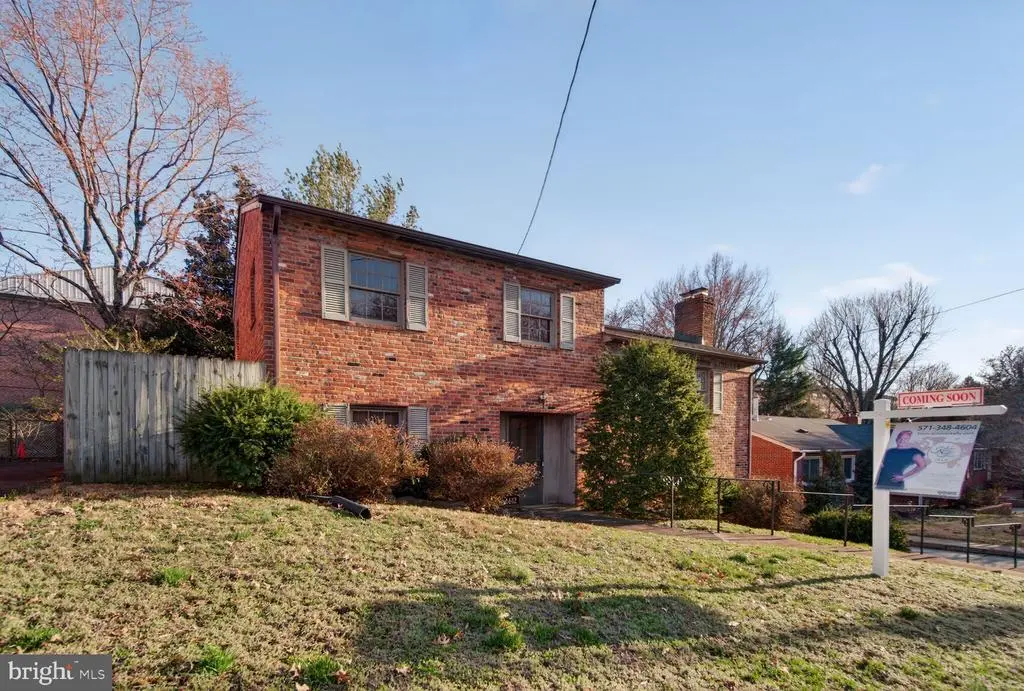 4612 9th St S, ARLINGTON