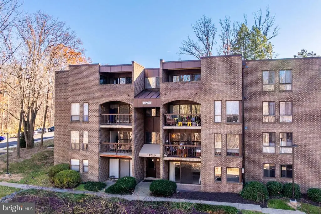 11240 Chestnut Grove Sq #31, Reston