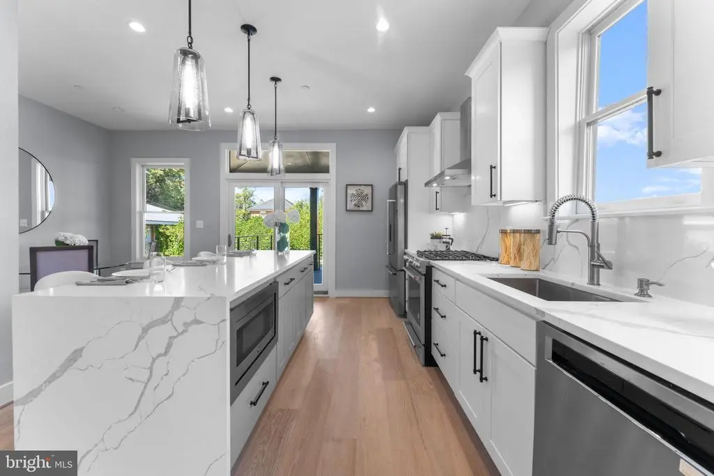 2331 High St Se, WASHINGTON