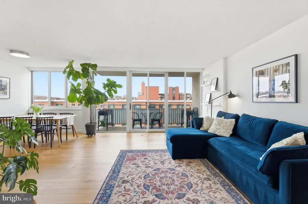 1301 S Arlington Ridge Rd #610, ARLINGTON