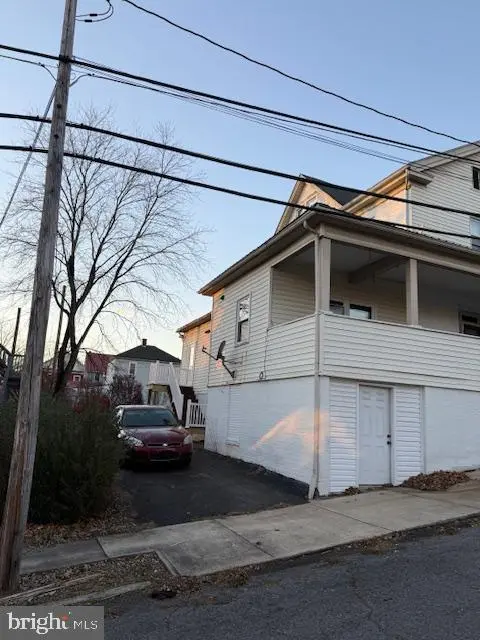 1 W High St #a, Hancock