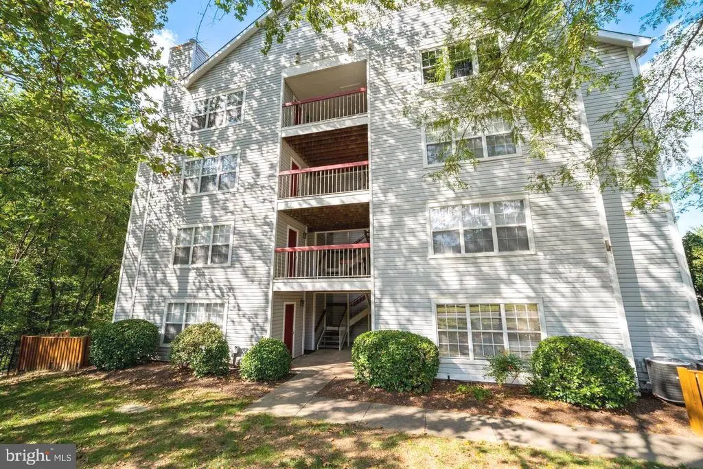 18508 Boysenberry Dr #176-106, Gaithersburg