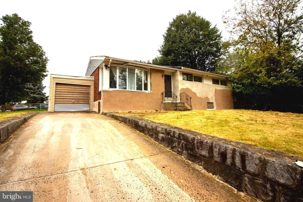 1500 Creswood Rd, PHILADELPHIA