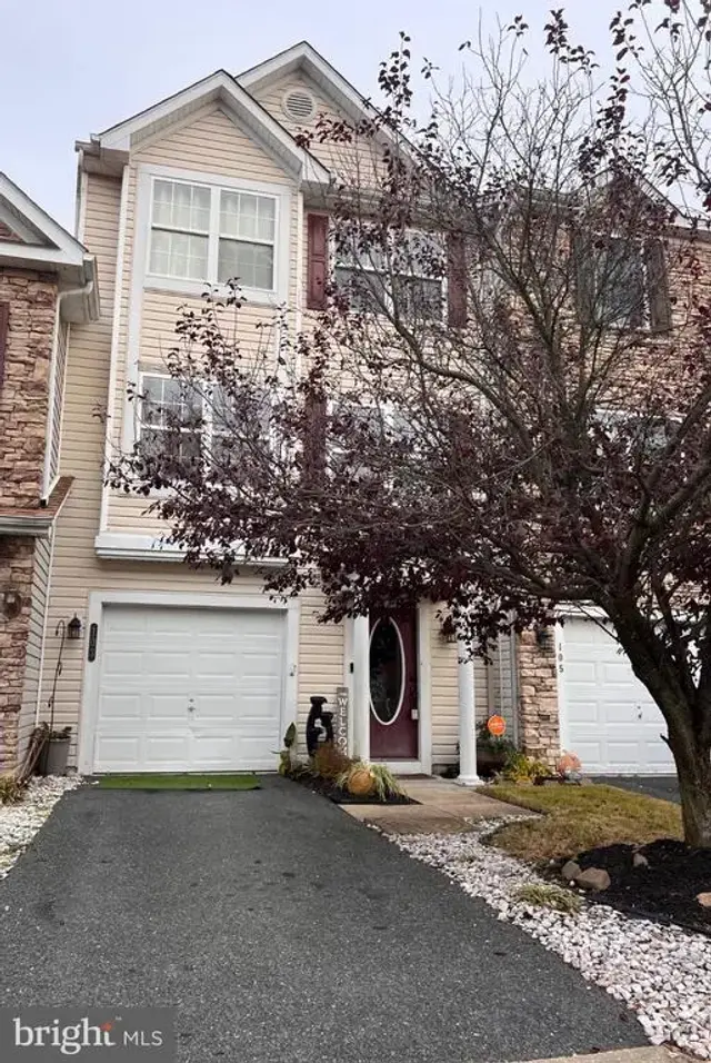 103 Canvasback Way, Cambridge